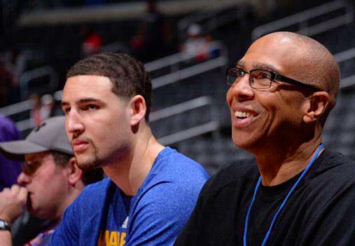 中国出现又一实力拳击推广人，斩世界双料大奖，吸引传奇拳王合作（中国又涌现一位实力拳击推广人，摘得世界双奖，引来传奇拳王携手合作）