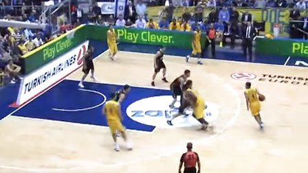 内马尔伤愈回归展现无解技术（内马尔伤愈归来再现无解神技）