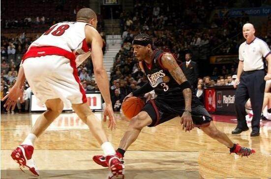 7.8分全场最高！阿根廷国门炸裂：7次扑救阻击阿森纳 埃梅里创历史（7.8分全场最佳！阿根廷门神7次扑救拒阿森纳，埃梅里缔造里程碑）