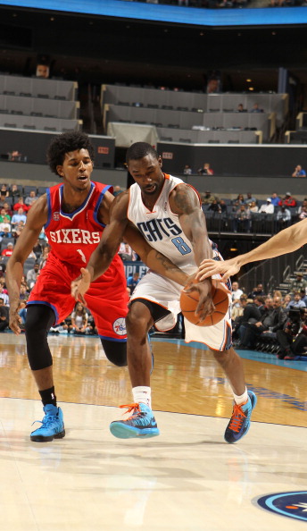 克罗斯：维尼修斯的风格会给球队带来不利影响，以前经常劝他（克罗斯：维尼修斯踢法或不利球队，此前我常劝他）