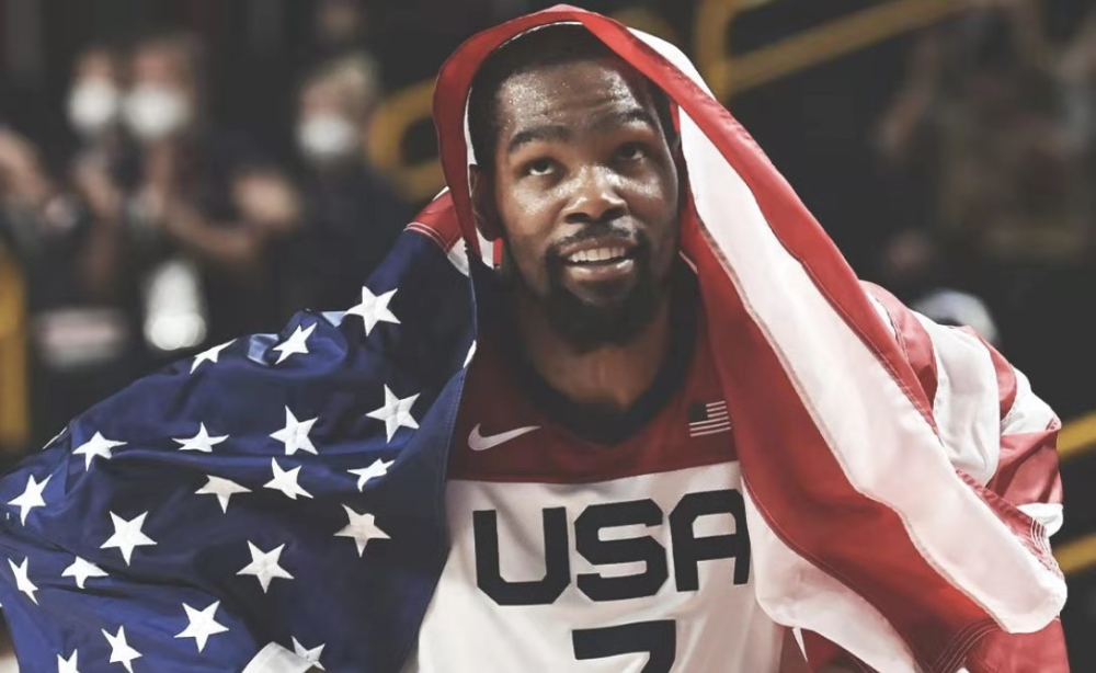 亚马尔：世界杯西班牙会夺冠吗？是的；我最听我妈妈的话（亚马尔：坚信西班牙将夺冠，我最听妈妈的话）